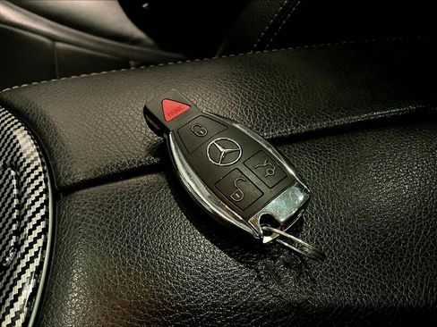 Used 2018 Mercedes-Benz C 300 C 300 image 32