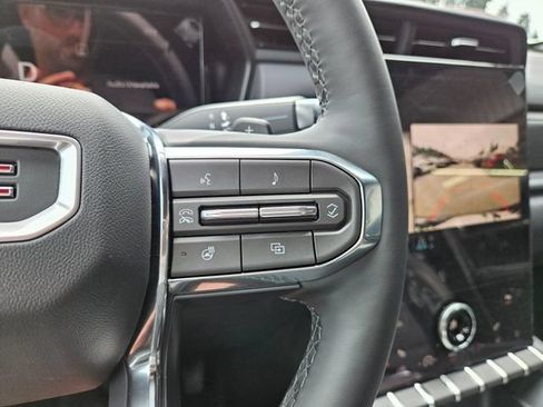 New 2026 GMC Terrain Elevation w/ Technology Package II AWD/4WD image 29