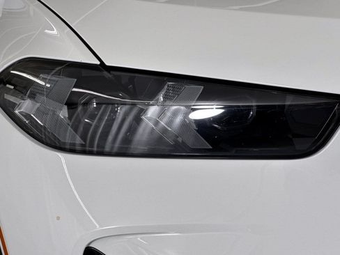 Used 2024 BMW X5 sDrive40i w/ Parking Assistance Package RWD image 12