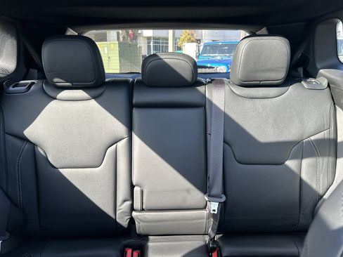 New 2026 Jeep Compass Limited image 17