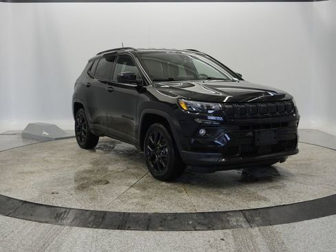 Certified 2022 Jeep Compass Altitude w/ Convenience Group image 11