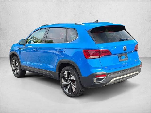 Used 2024 Volkswagen Taos SE AWD/4WD image 7