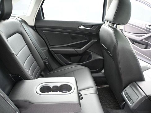 Used 2021 Volkswagen Jetta SEL FWD image 19