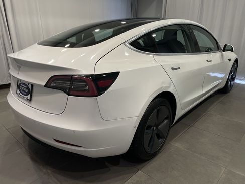Used 2020 Tesla Model 3 Standard Range Plus RWD image 6