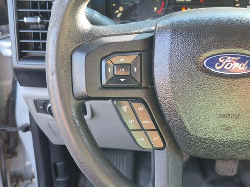Used 2016 Ford F150 XL w/ Equipment Group 101A Mid AWD/4WD image 18