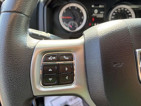 Used 2023 RAM 1500 Classic SLT AWD/4WD image 18