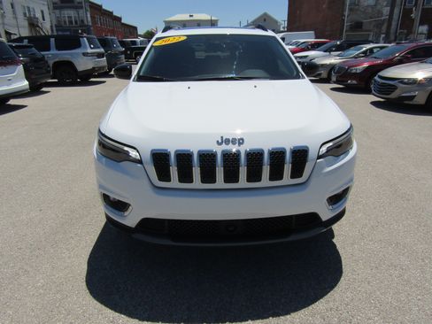 Used 2022 Jeep Cherokee Limited AWD/4WD image 8