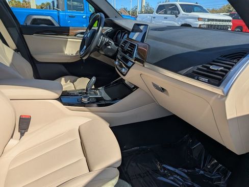 Used 2021 BMW X3 sDrive30i w/ Convenience Package image 9