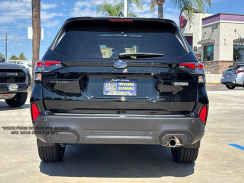 New 2025 Subaru Forester Touring image 9