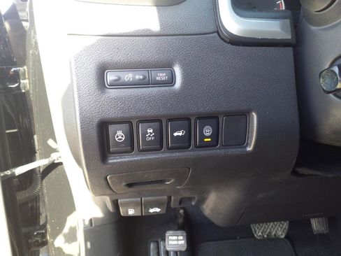 Used 2022 Nissan Murano Platinum w/ Cargo Package image 22