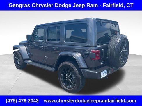 Certified 2025 Jeep Wrangler Unlimited Sahara AWD/4WD image 5