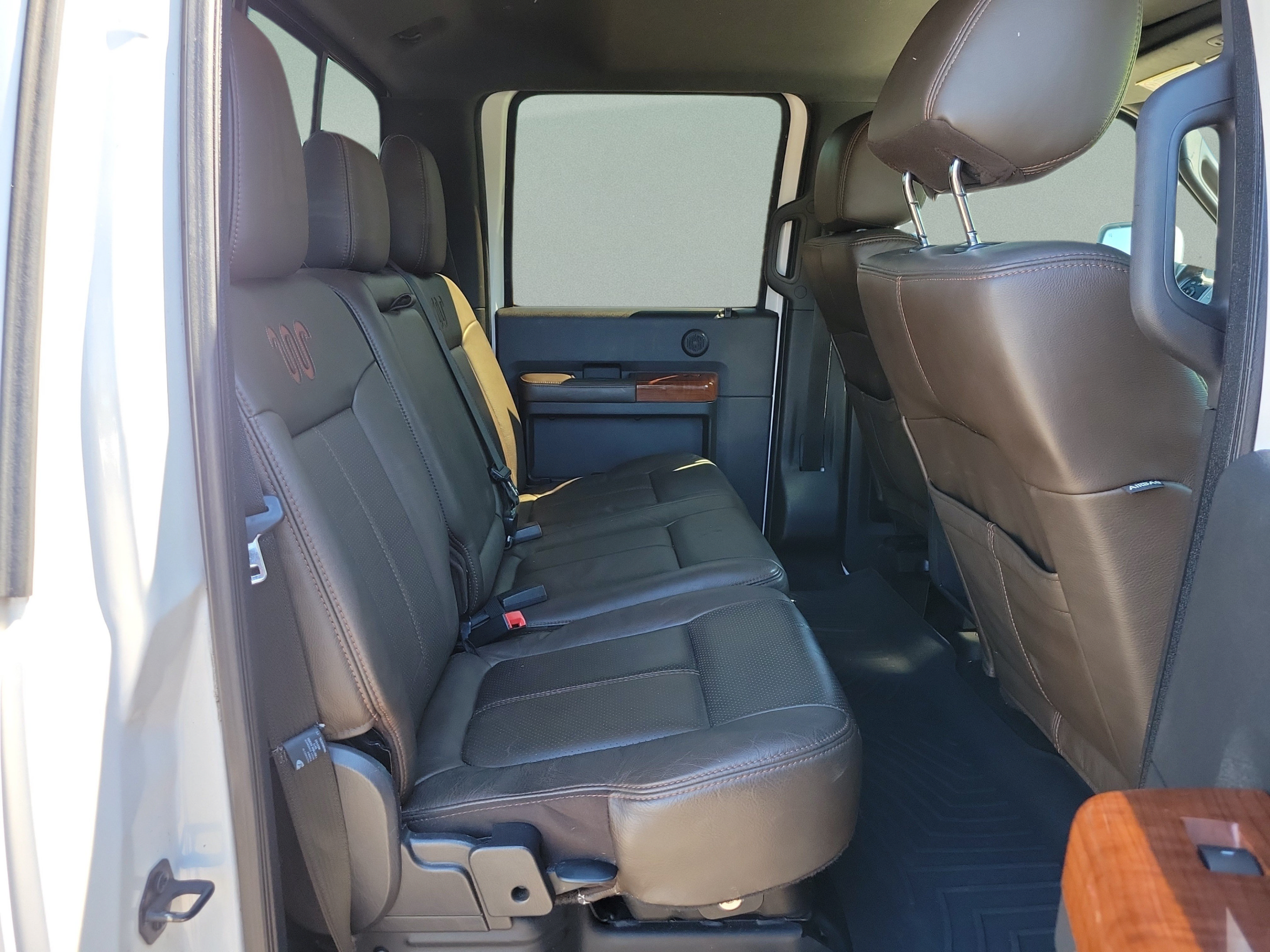 Used 2015 Ford F350 King Ranch w/ FX4 Off-Road Package AWD/4WD image 10