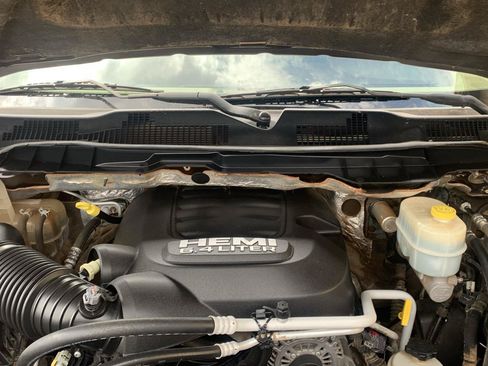 Used 2015 RAM 3500 Big Horn AWD/4WD image 9