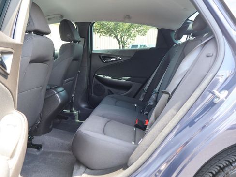 Used 2025 Chevrolet Malibu RS image 25