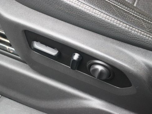 Used 2020 GMC Sierra 3500 Denali w/ Denali Ultimate Package image 19