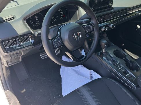 Used 2024 Honda Civic Sport image 13