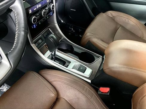 Used 2019 Subaru Ascent Touring w/ Popular Package #2A AWD/4WD image 17