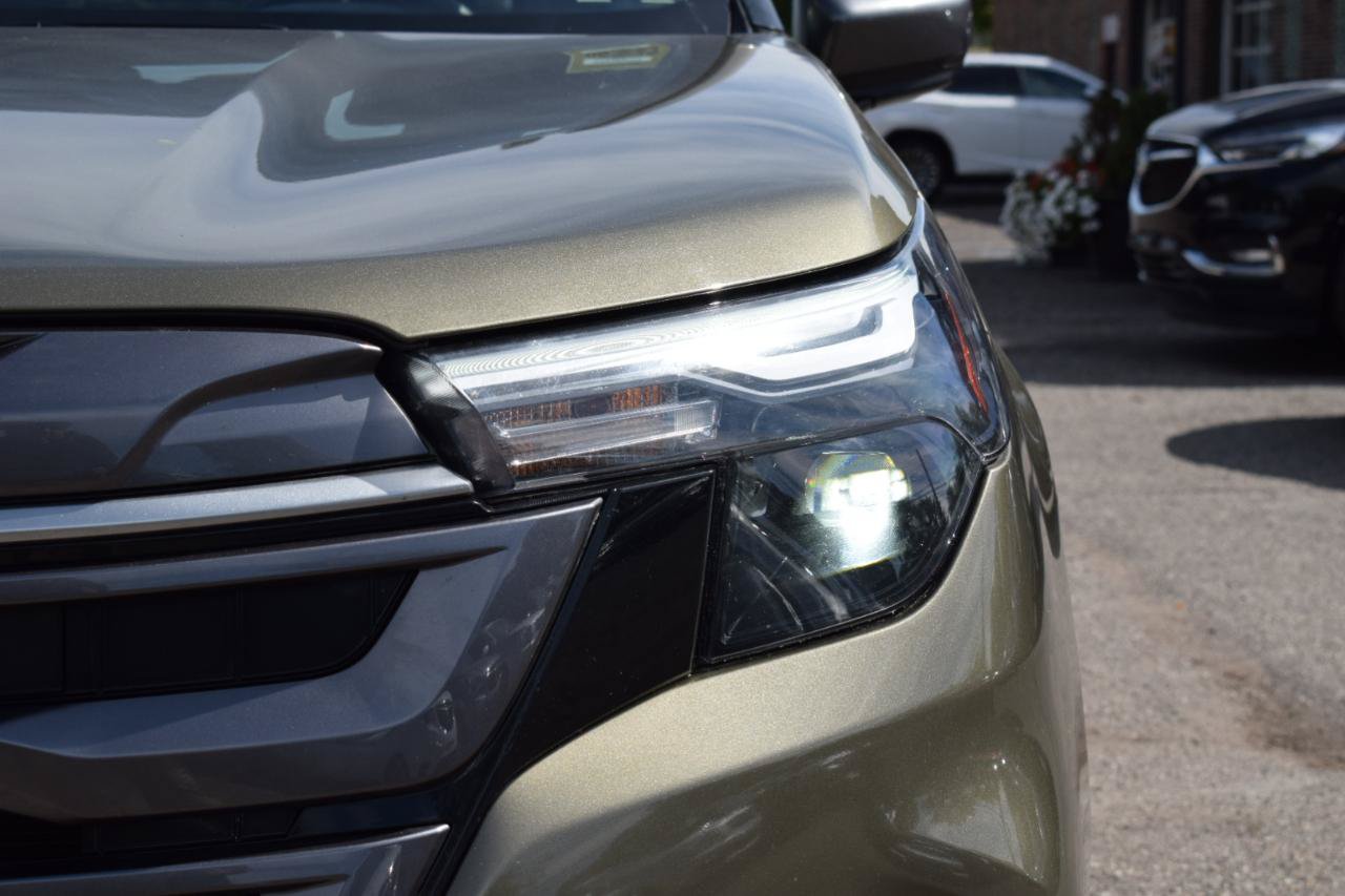 Used 2025 Subaru Forester Premium AWD/4WD image 14
