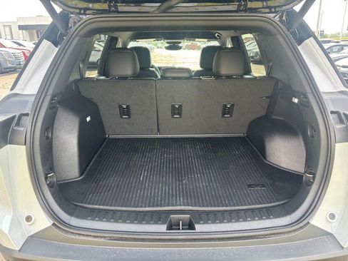 Used 2026 Chevrolet Equinox RS w/ Safety and Technology Package FWD image 8