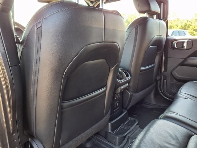 Used 2018 Jeep Wrangler Unlimited Sahara AWD/4WD image 42