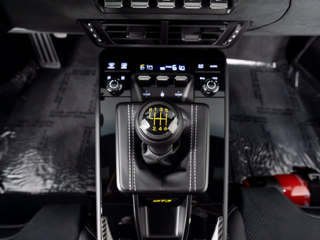 Certified 2026 Porsche 911 GT3 RWD image 35
