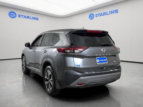 Used 2021 Nissan Rogue SV FWD image 6