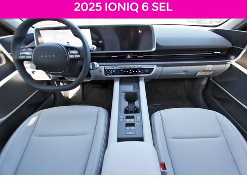New 2025 Hyundai Ioniq 6 SEL image 8