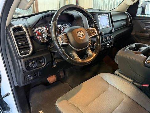 Used 2020 RAM 1500 Big Horn AWD/4WD image 11