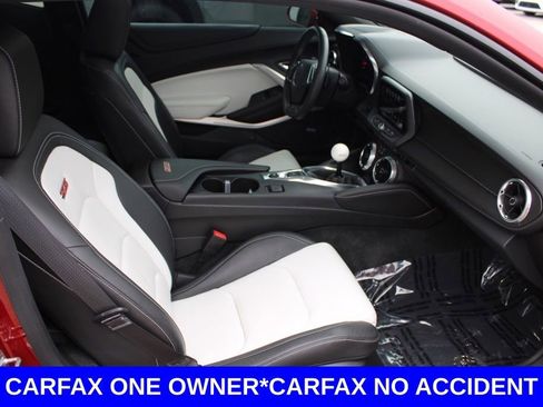 Used 2016 Chevrolet Camaro SS image 18