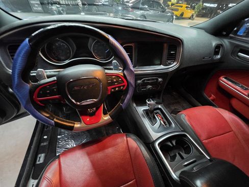 Used 2017 Dodge Charger SRT w/ Harman/Kardon Audio Group image 15