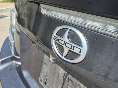 Used 2015 Scion tC FWD image 21