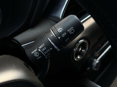 Used 2023 MAZDA CX-5 Signature AWD/4WD image 23