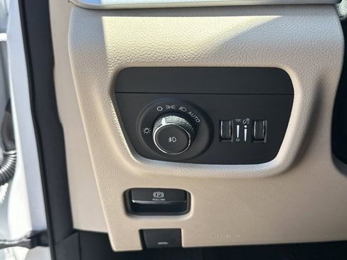 New 2026 Jeep Grand Cherokee Limited AWD/4WD image 22