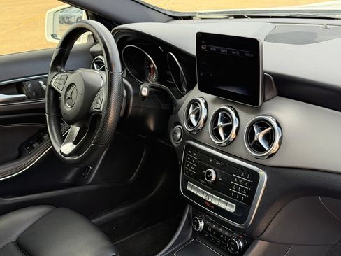 Used 2020 Mercedes-Benz GLA 250 image 33