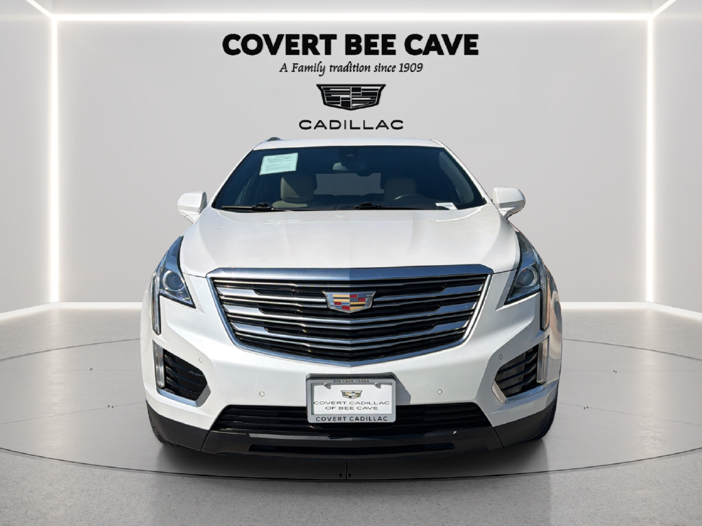 Used 2017 Cadillac XT5 Luxury w/ Driver Awareness Package FWD image 2