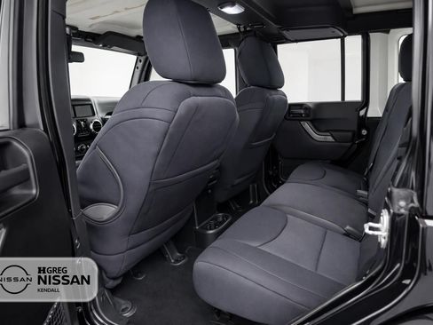 Used 2016 Jeep Wrangler Unlimited Sport w/ Quick Order Package 24S AWD/4WD image 9