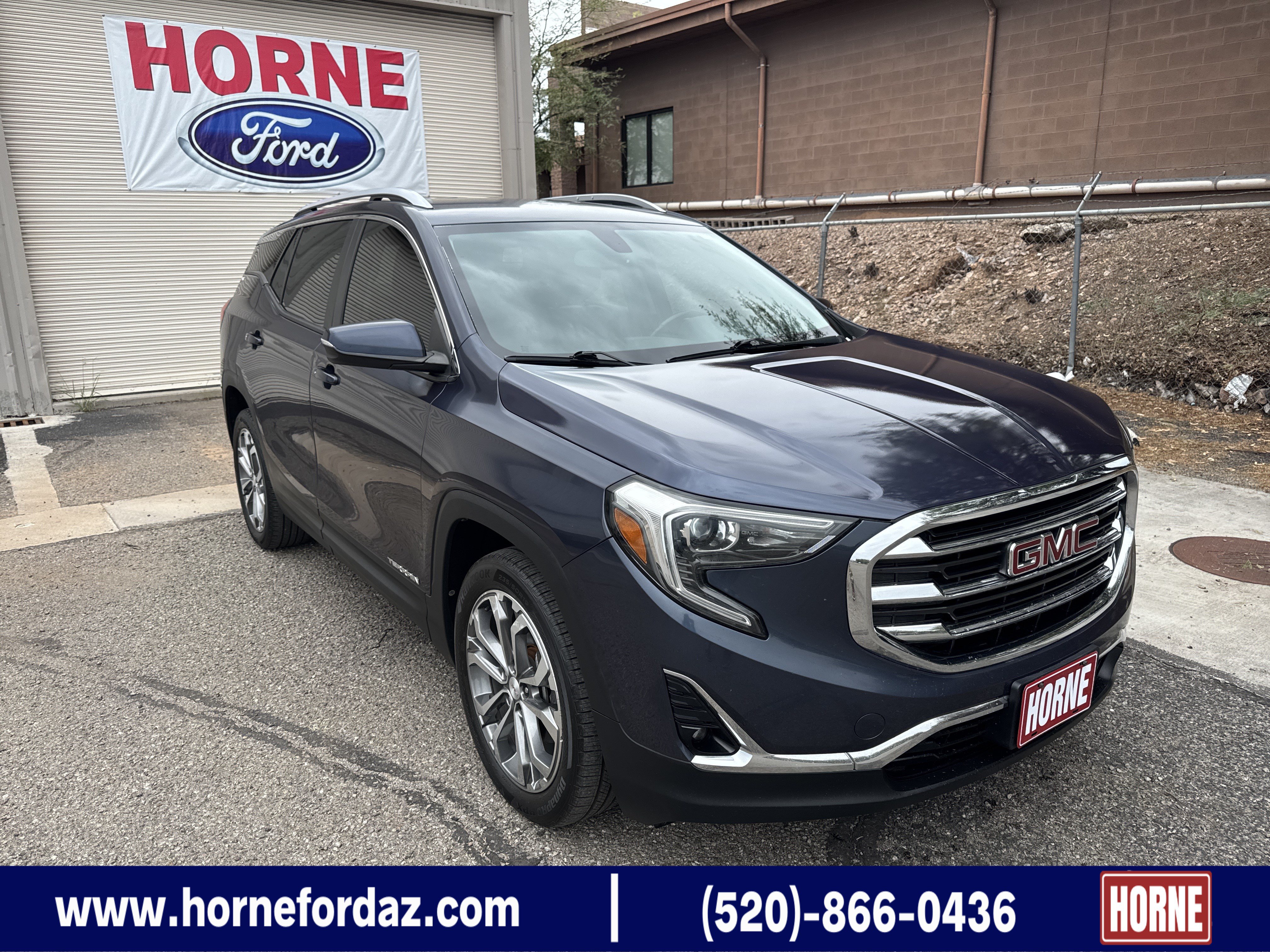 Used 2019 GMC Terrain SLT w/ Preferred Package AWD/4WD image 1
