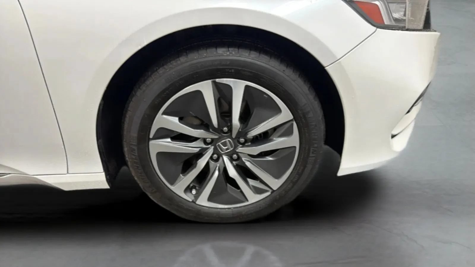 Used 2020 Honda Accord Touring image 24