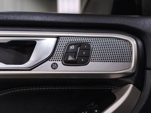 Used 2022 Ford Explorer Limited w/ Class IV Trailer Tow Package image 29