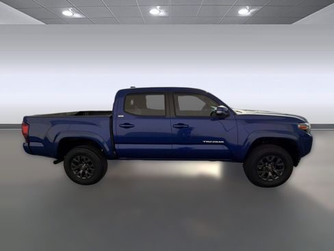 Certified 2023 Toyota Tacoma SR5 w/ Technology Package AWD/4WD image 8