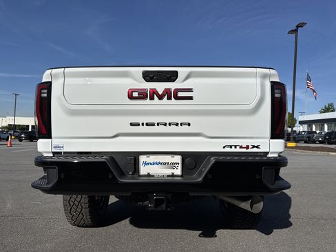 New 2026 GMC Sierra 2500 AT4X AWD/4WD image 10