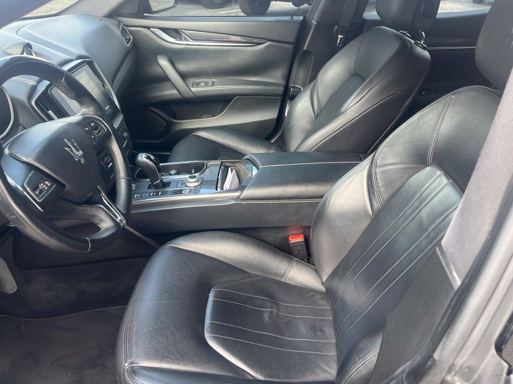 Used 2018 Maserati Ghibli RWD image 9