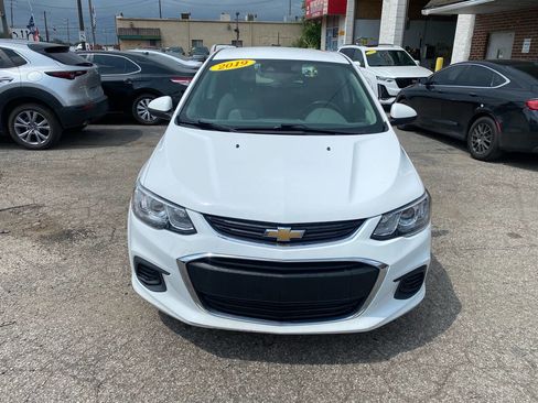 Used 2019 Chevrolet Sonic LT image 3