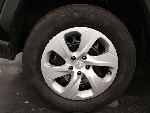 Certified 2024 Toyota RAV4 LE image 29