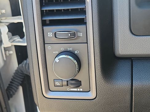 Used 2020 RAM 1500 Tradesman w/ Power & Remote Entry Group image 22