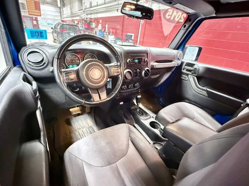 Used 2015 Jeep Wrangler Unlimited Sport w/ Quick Order Package 24S AWD/4WD image 20
