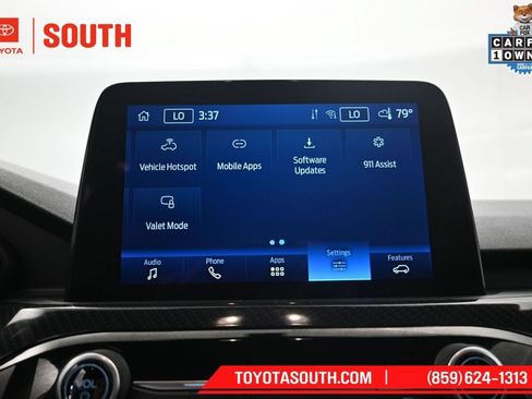 Used 2025 Ford Escape ST-Line AWD/4WD image 16