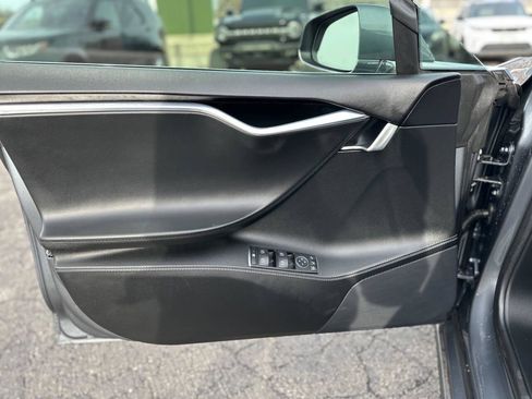 Used 2014 Tesla Model S 85 RWD image 16