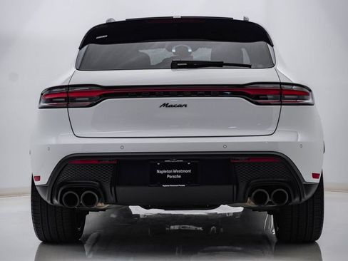 Certified 2026 Porsche Macan AWD/4WD image 10