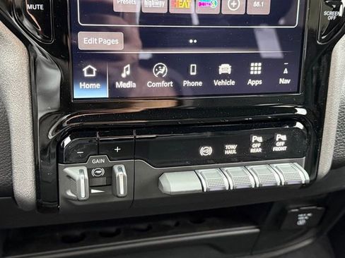 New 2026 RAM 2500 Tradesman AWD/4WD image 21